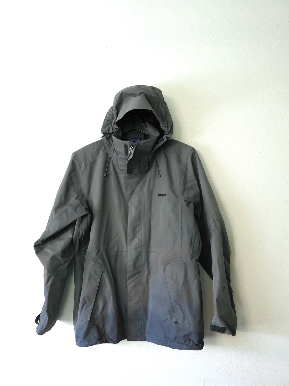 Patagonia Men's Snowshot Ski Jacket Black H2No Men's Medium *read